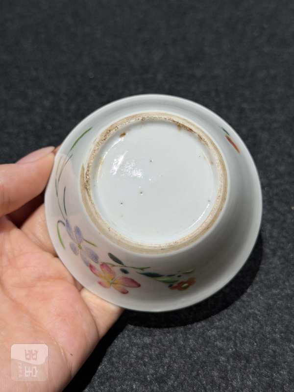 清雍正 粉彩折枝花卉纹马蹄杯一组十只 - 图30